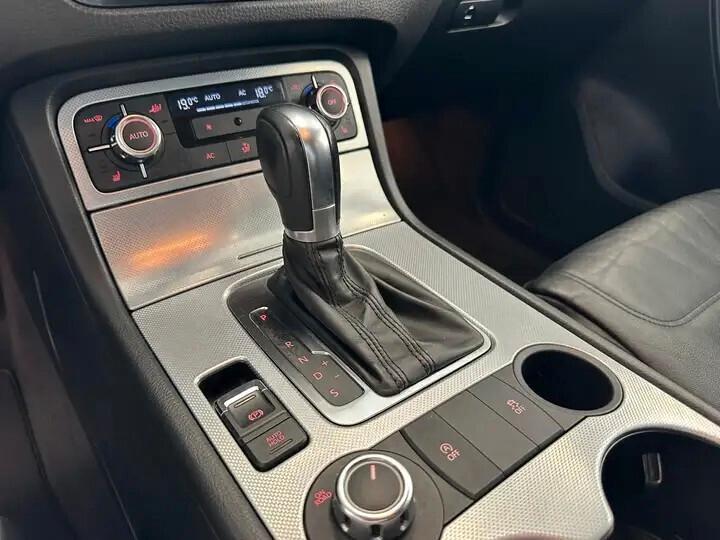 Volkswagen Touareg 3.0 TDI