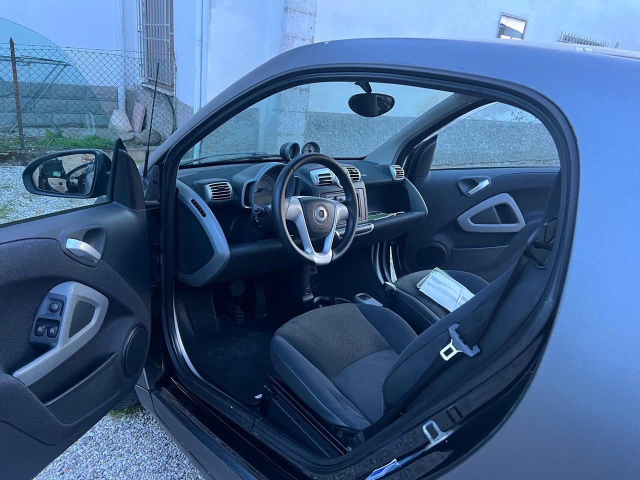 Smart ForTwo 700 coupé pure (45 kW)