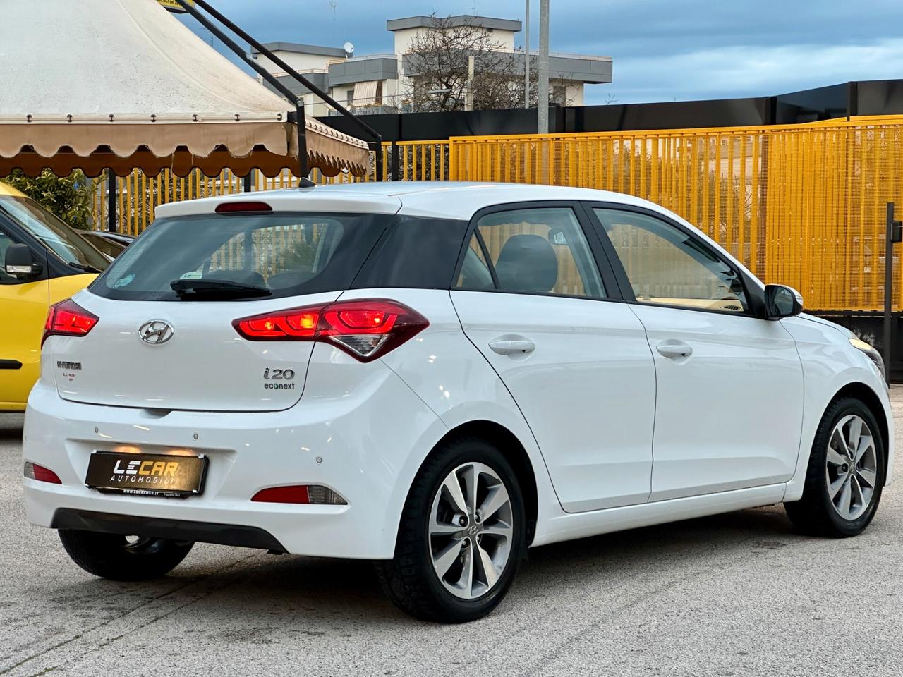 HYUNDAI i20 1.2 84 CV 5 porte Econext Login
