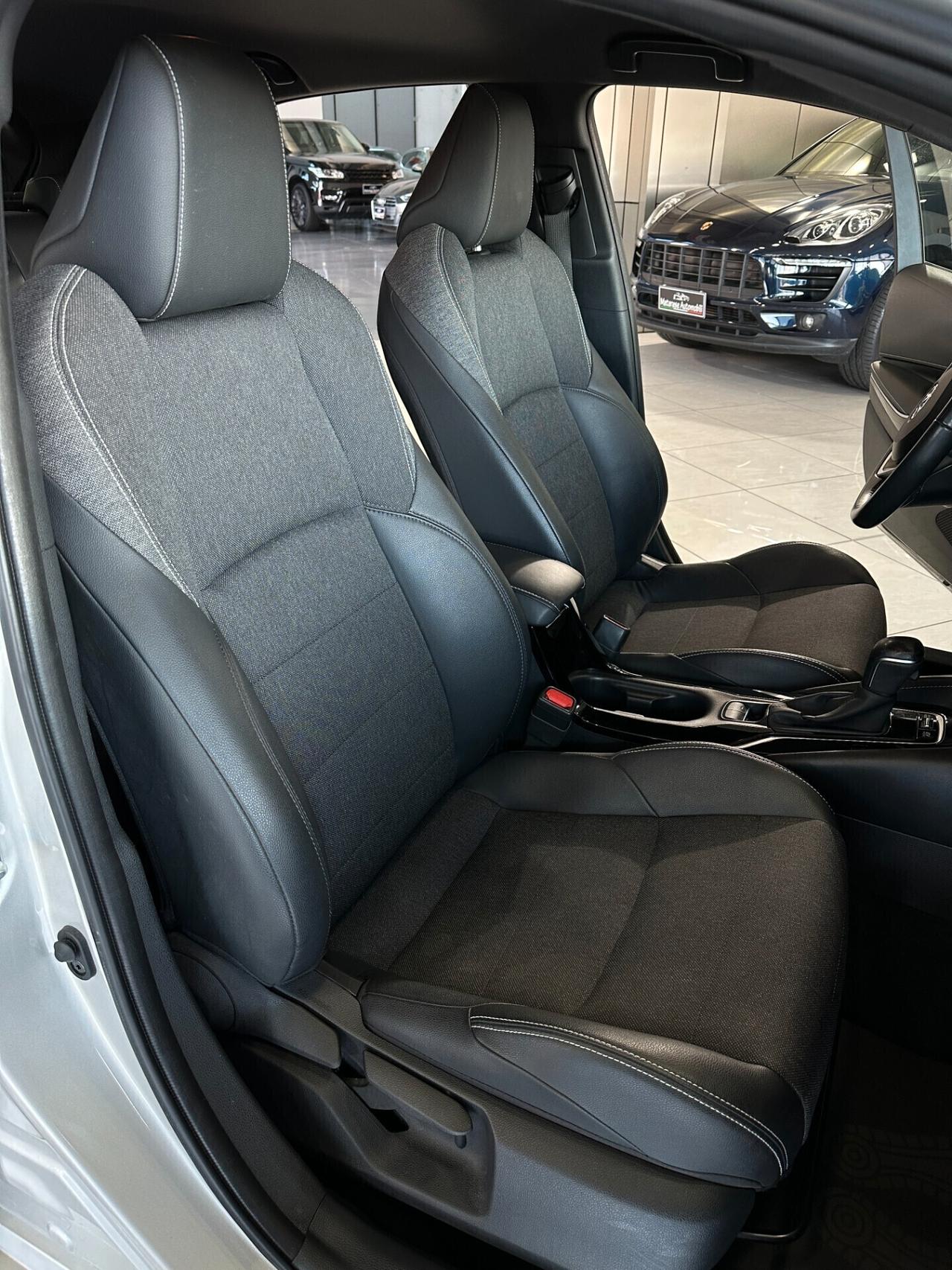 Toyota Corolla 98cv NEOPATENTATO ClimaBizona ADAS Finanziabile Garanzia