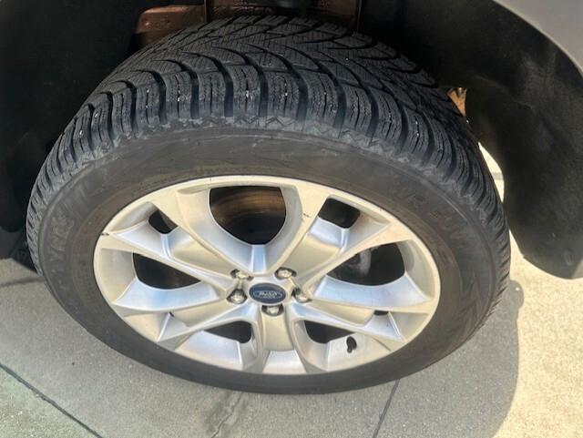 FORD KUGA X-LINE AUTOMATICO TETTO PANORAMICO , INT. IN PELLE... FULL..