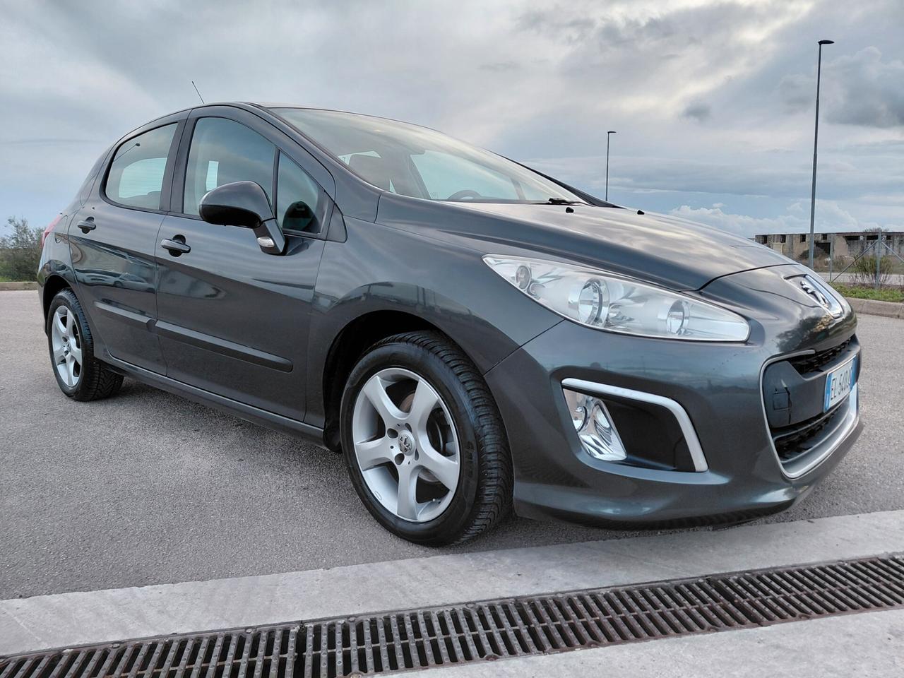 Peugeot 308 1.6 8V e-HDi 112CV Stop&Start 5p. Allure