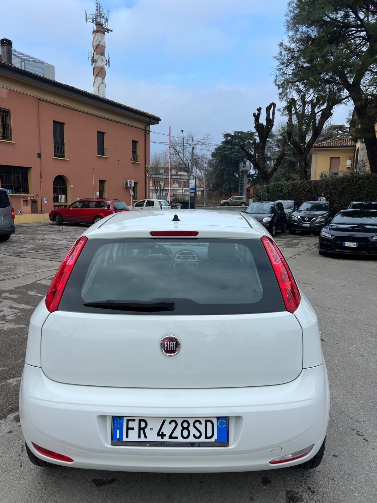 Fiat Punto 1.4 8V 5 porte Natural Power Street