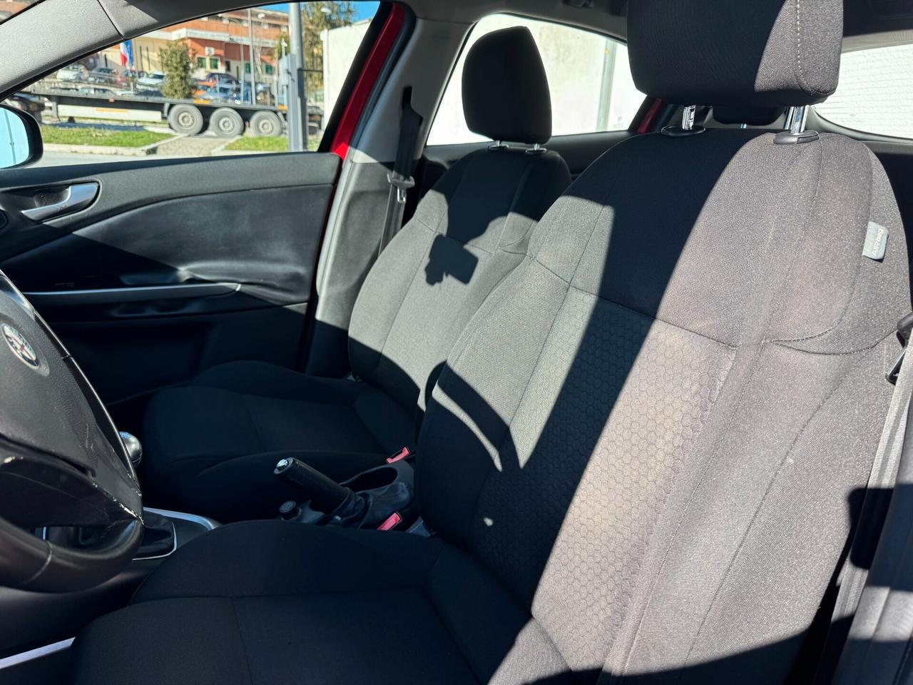 Alfa Romeo Giulietta 1.6 JTDm-2 105 CV Exclusive