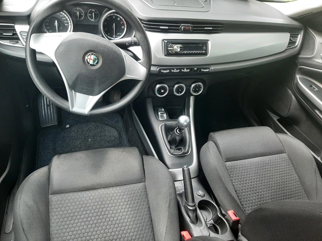 Alfa Romeo Giulietta 1.4 Turbo MultiAir Distinctive KM 120.MILA A 6.999 EURO