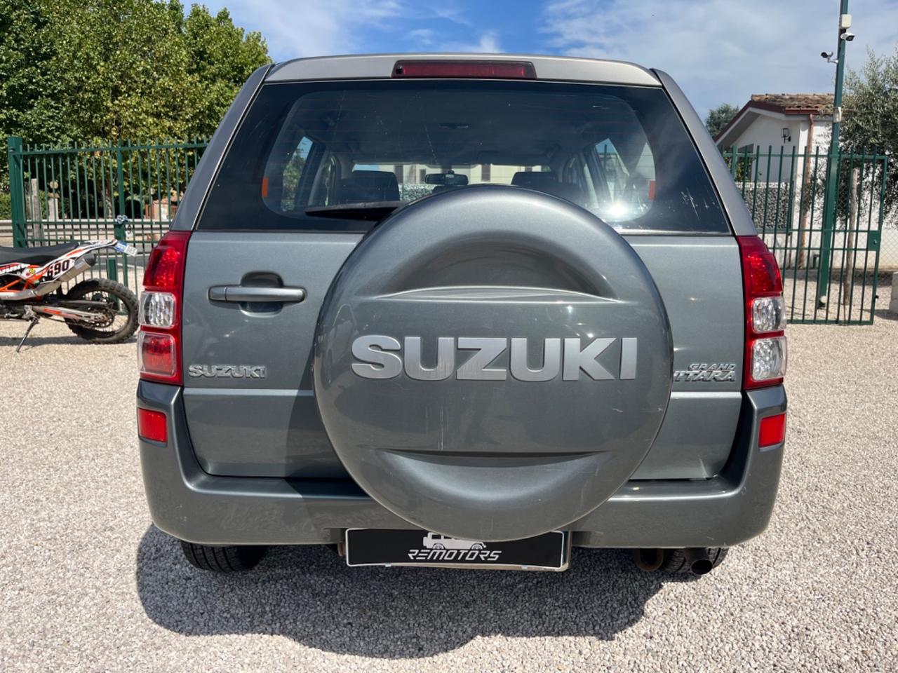 Suzuki Grand Vitara 1.9 DDiS 5 porte Executive perfetta