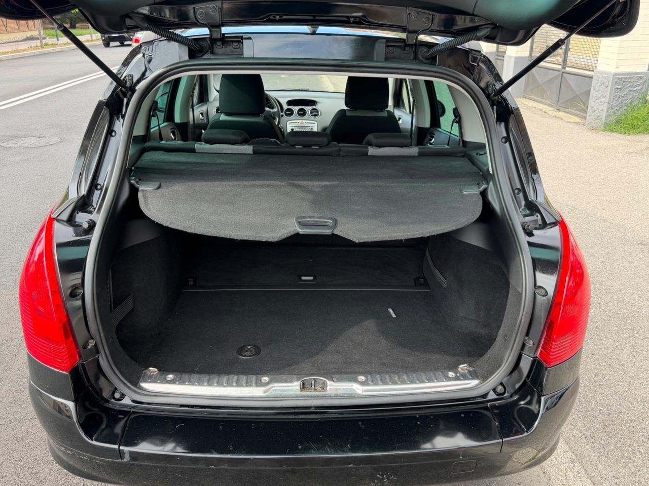 Peugeot 308 1.6 8V e-HDi 112CV Stop&Start SW Access