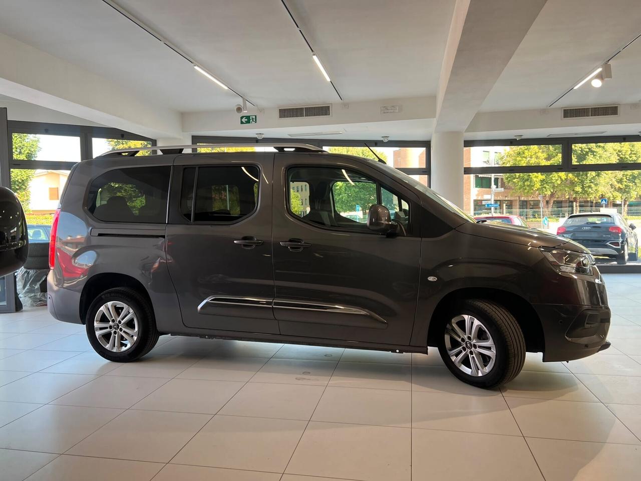 Toyota Proace City Verso 1.5D 130 CV S&S Long D Executive