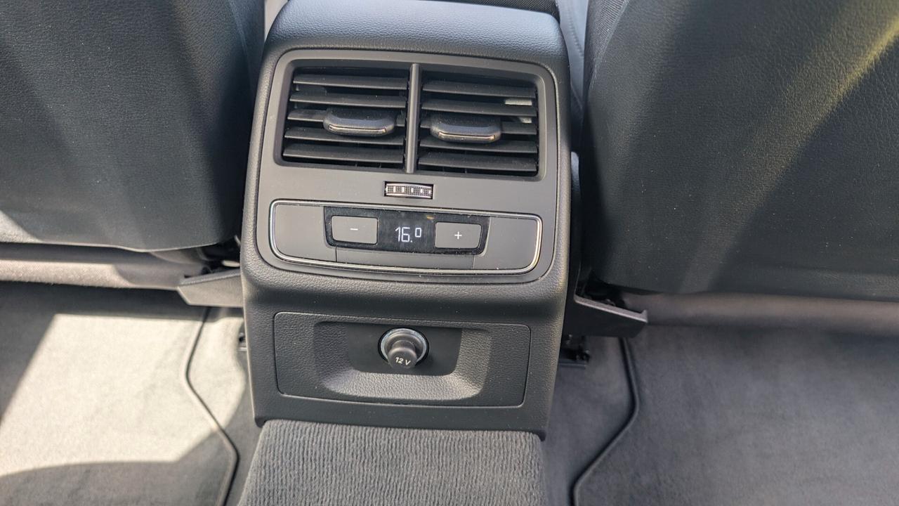 Audi A4 Avant 35 TDI S tronic S-line edition