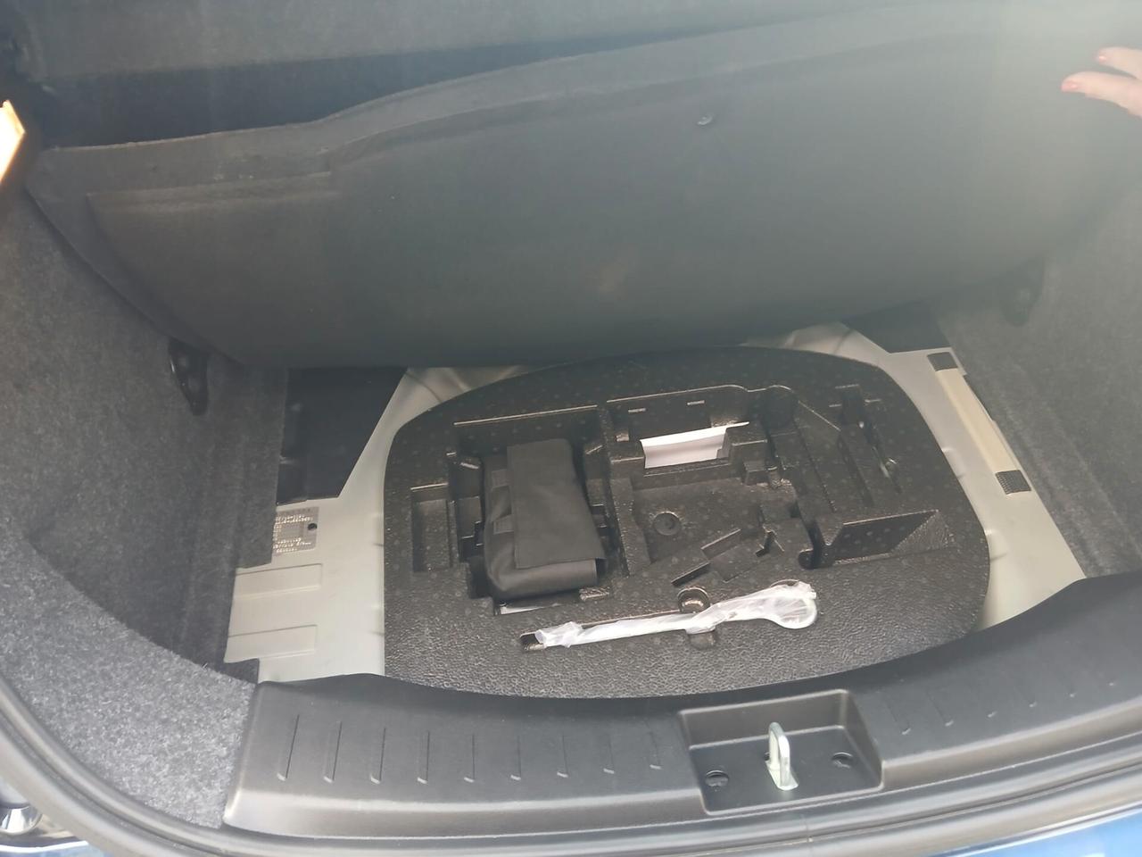 Lancia Ypsilon 1.0 FireFly 5 porte S&S Hybrid Gold