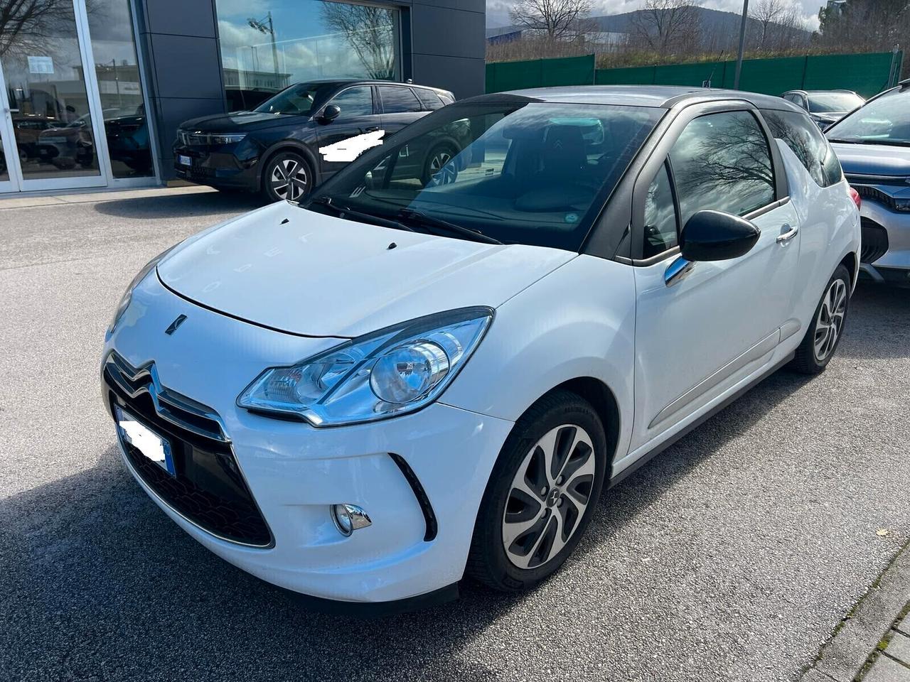 Ds DS3 DS 3 1.6 e-HDi 90 airdream Just Black ADATTA A NEOPATENTATI