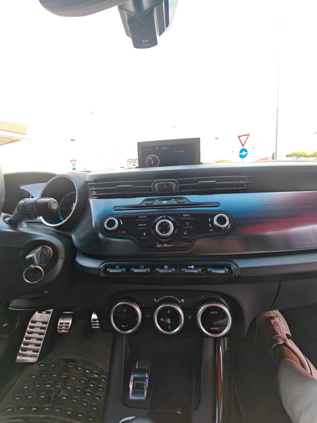 Alfa Romeo Giulietta 2.0 JTDm-2 140 CV Exclusive