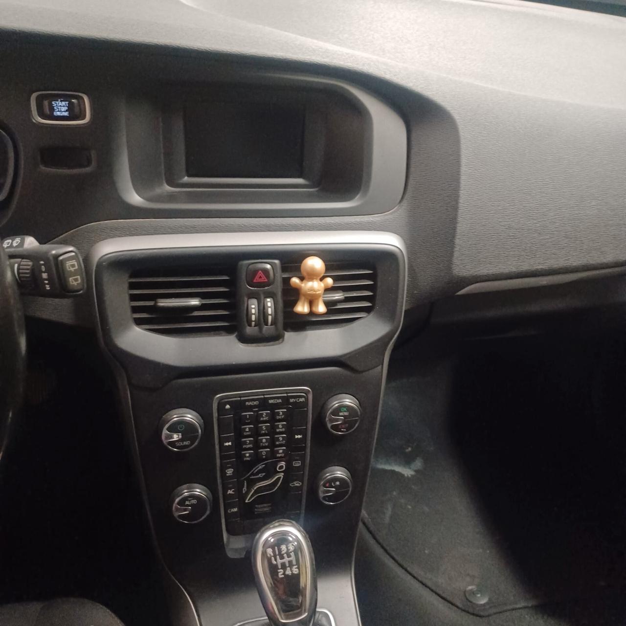 MOTORE E CAMBIO SOSTITUITI VOLVO V40 1.6 TDI NEOPAT