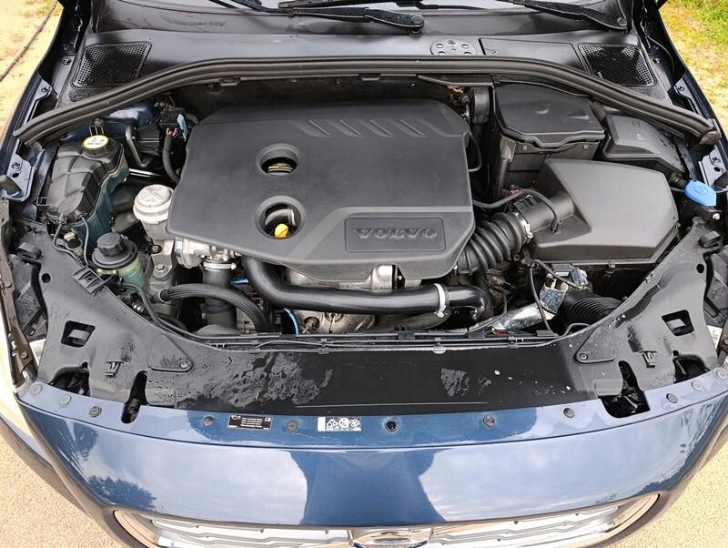 Volvo V60 DRIVe SOLO 129000 KM