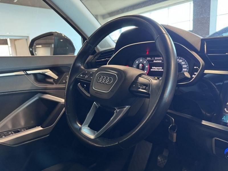 Audi Q3 35 TDI Business Plus