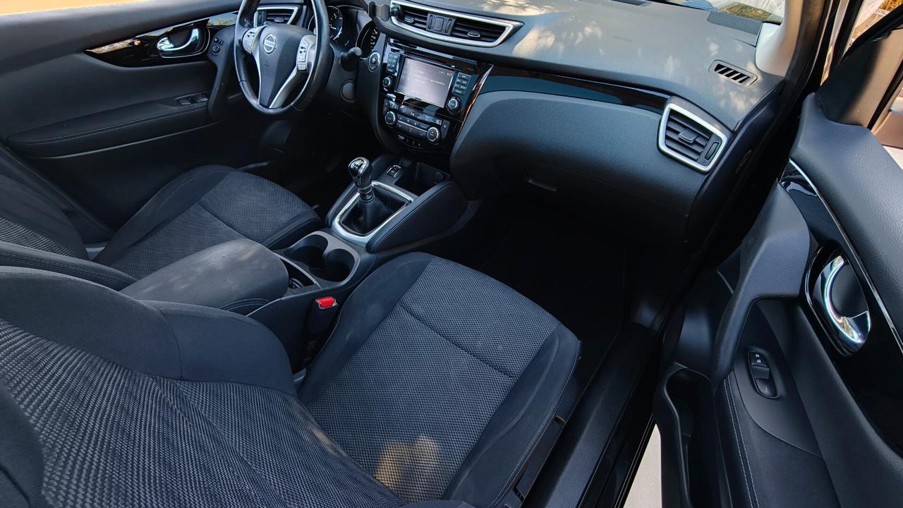 Nissan Qashqai 1.5 dCi Tekna