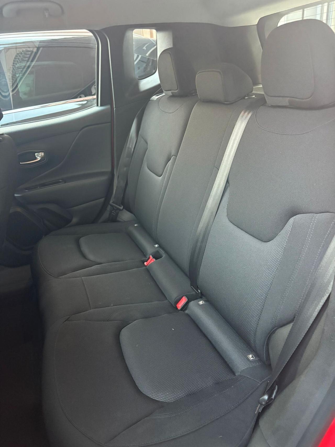 Jeep Renegade 1.6 Mjt 130 CV Longitude