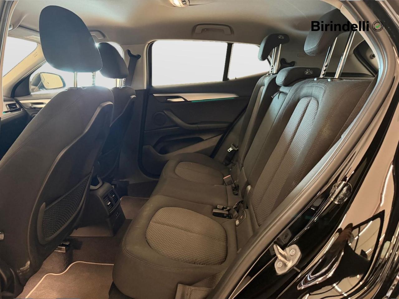 BMW X2 (F39) - X2 sDrive16d Business-X