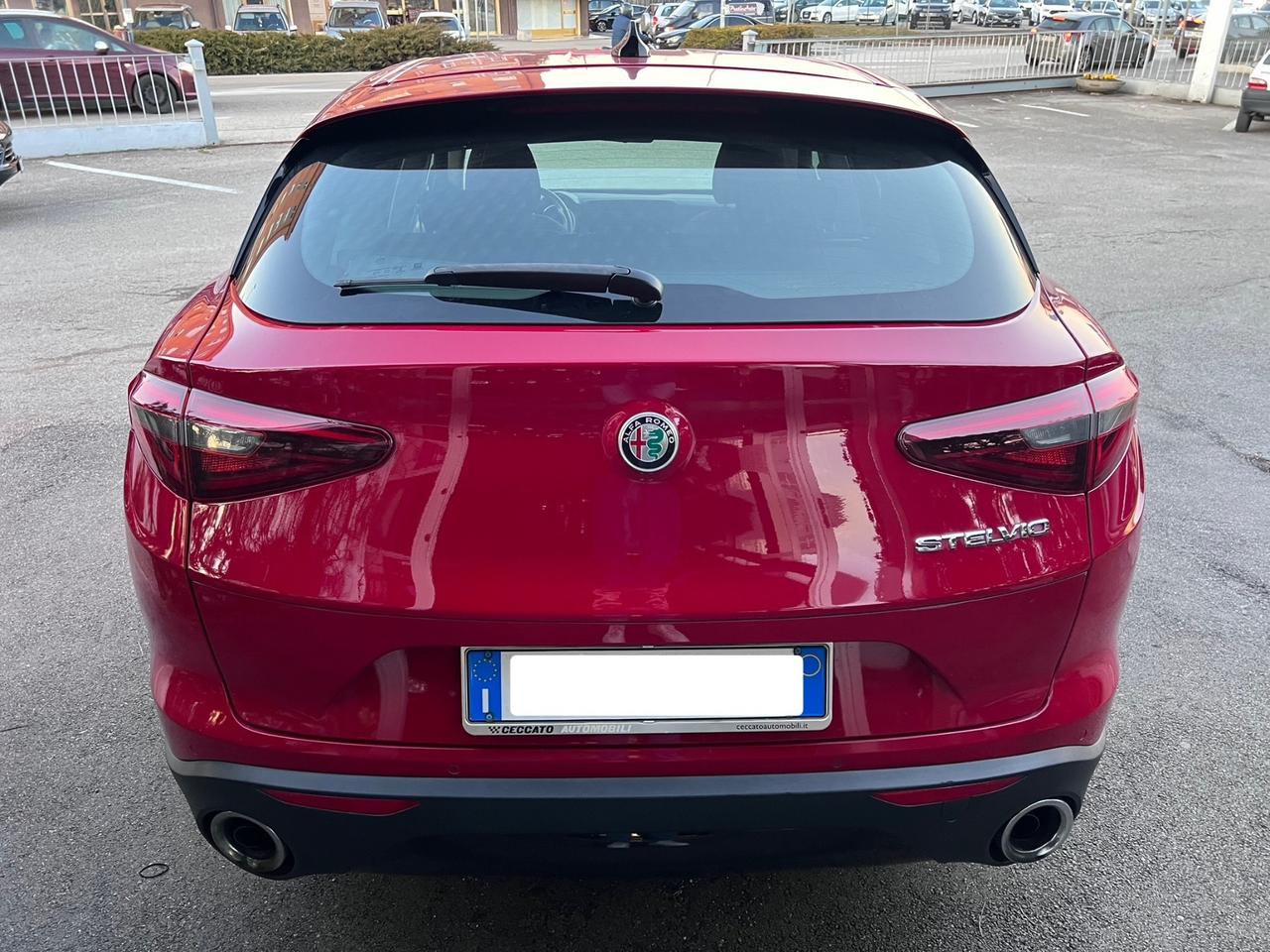 Alfa Romeo Stelvio 2.2 Turbodiesel 160 CV AT8 RWD Sport