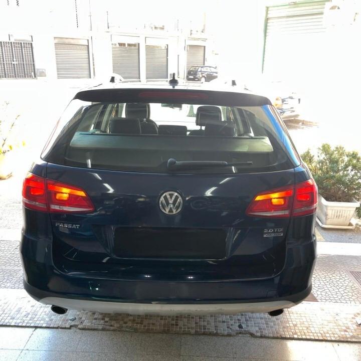 Volkswagen Passat Variant 2.0 TDI 177cv DSG Alltrack