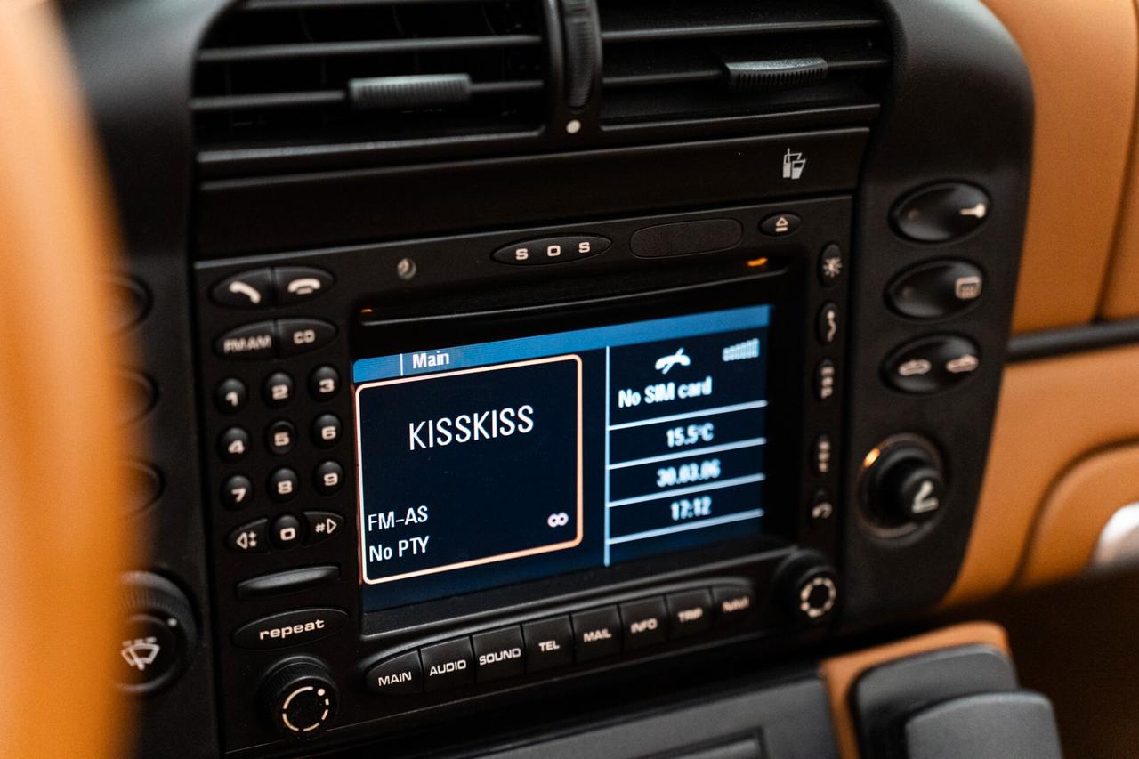 Porsche 911 996 Carrera cat Cabriolet