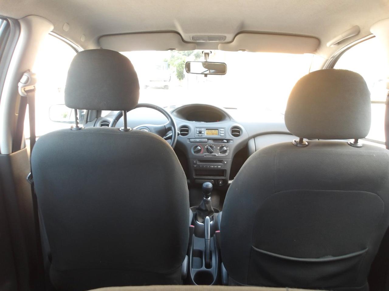 TOYOTA YARIS 1.0 5 PORTE