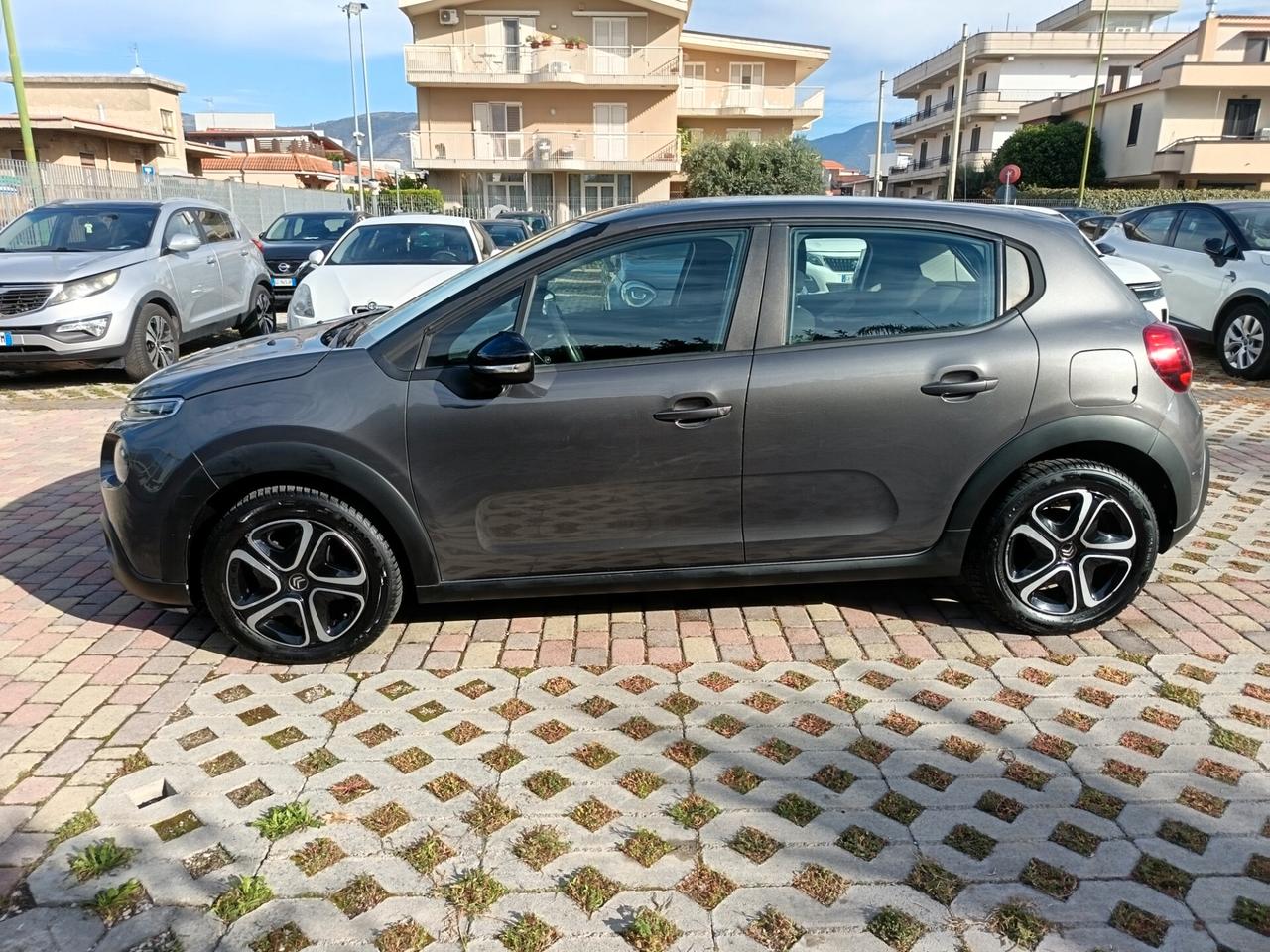 Citroen C3 PureTech 82 S&S Shine