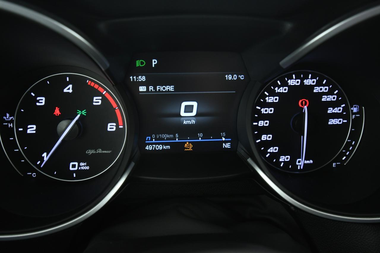 ALFA ROMEO Stelvio 2.2 t Sprint Q4 190cv auto ACC+CAMERA+C19"