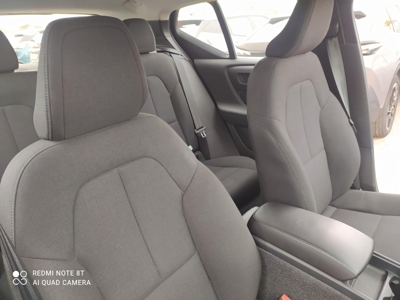 Volvo XC40 T2 1.5 benzina 130 cv