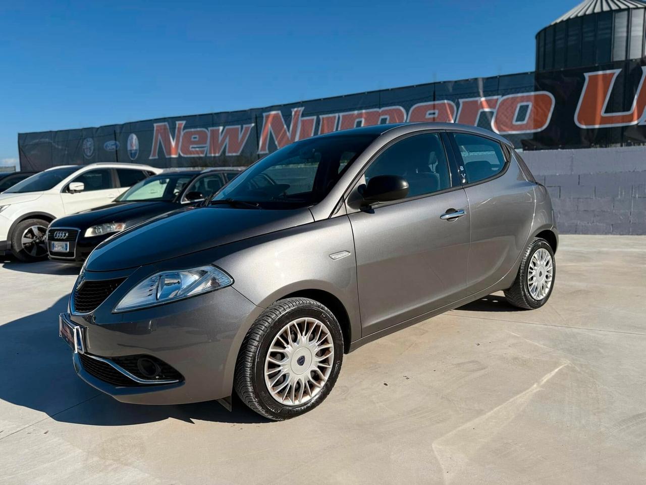 Lancia Ypsilon 1.3 Mjt 95cv 5porte Gold 2016