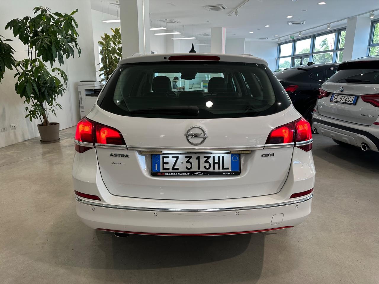 Opel Astra 1.6 CDTI 136CV EcoFLEX S&S 5 porte Cosmo