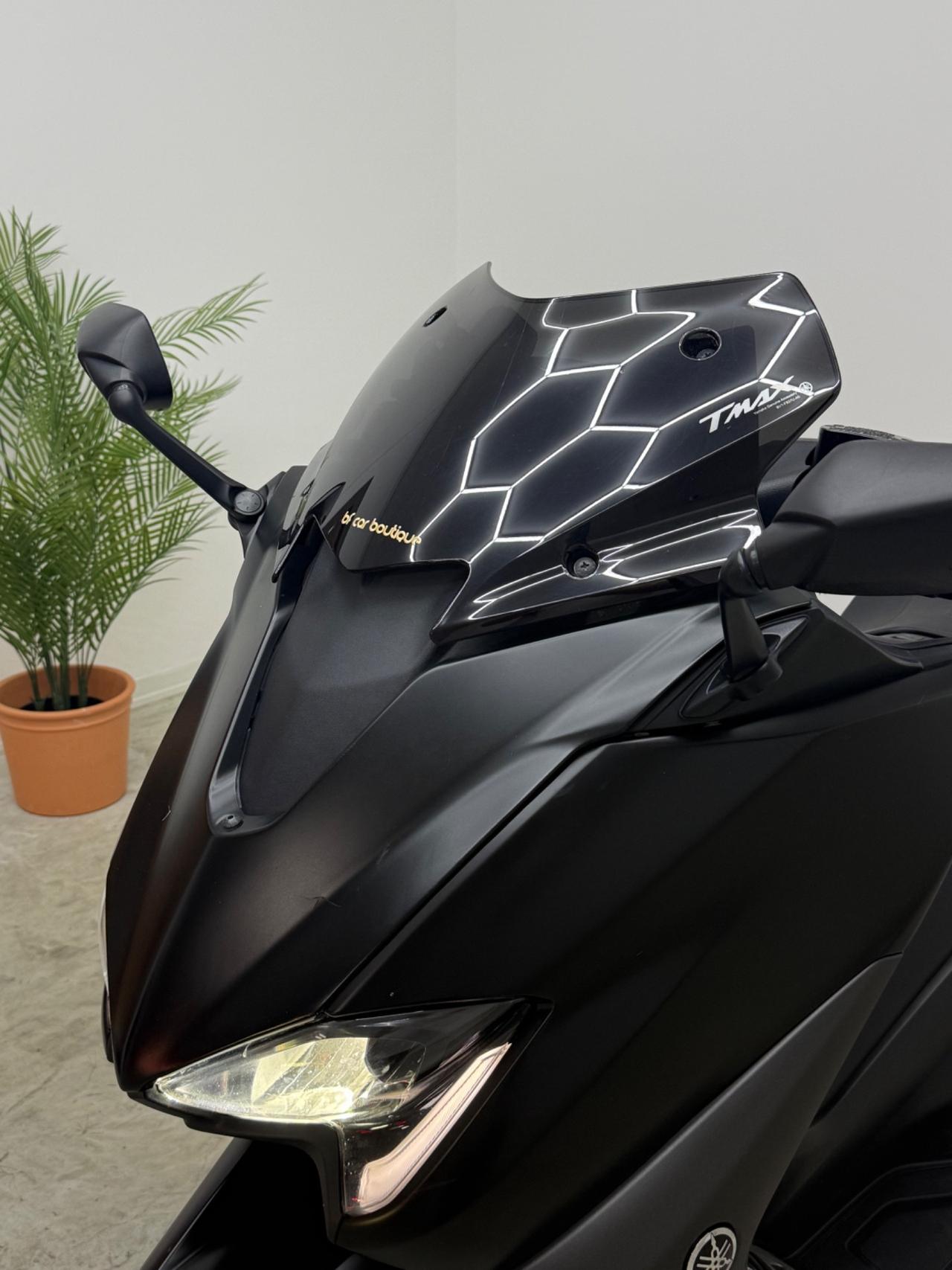 Yamaha TMAX 560