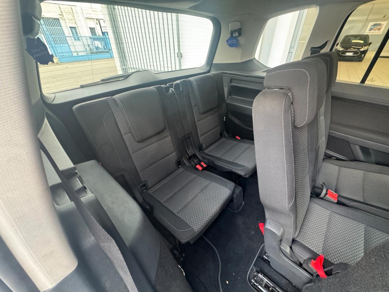 VOLKSWAGEN Touran 1.6 TDI 115 CV Comfortline BlueMotion 7 POSTI