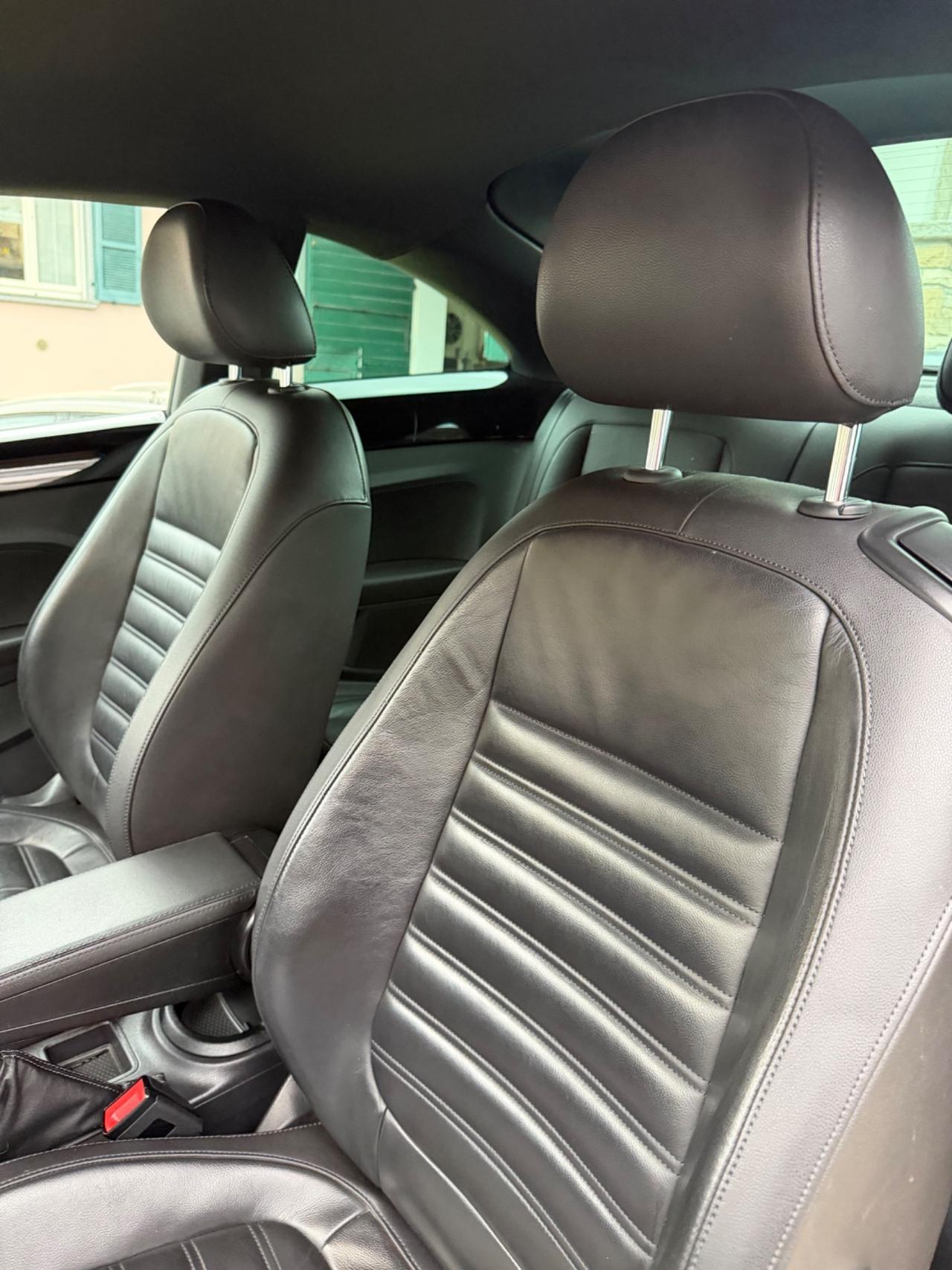 Volkswagen MAGGIOLINO BEETLE DSG SPORT KMCERT