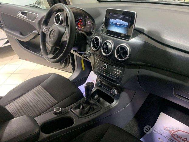 MERCEDES-BENZ B 180 CDI Business