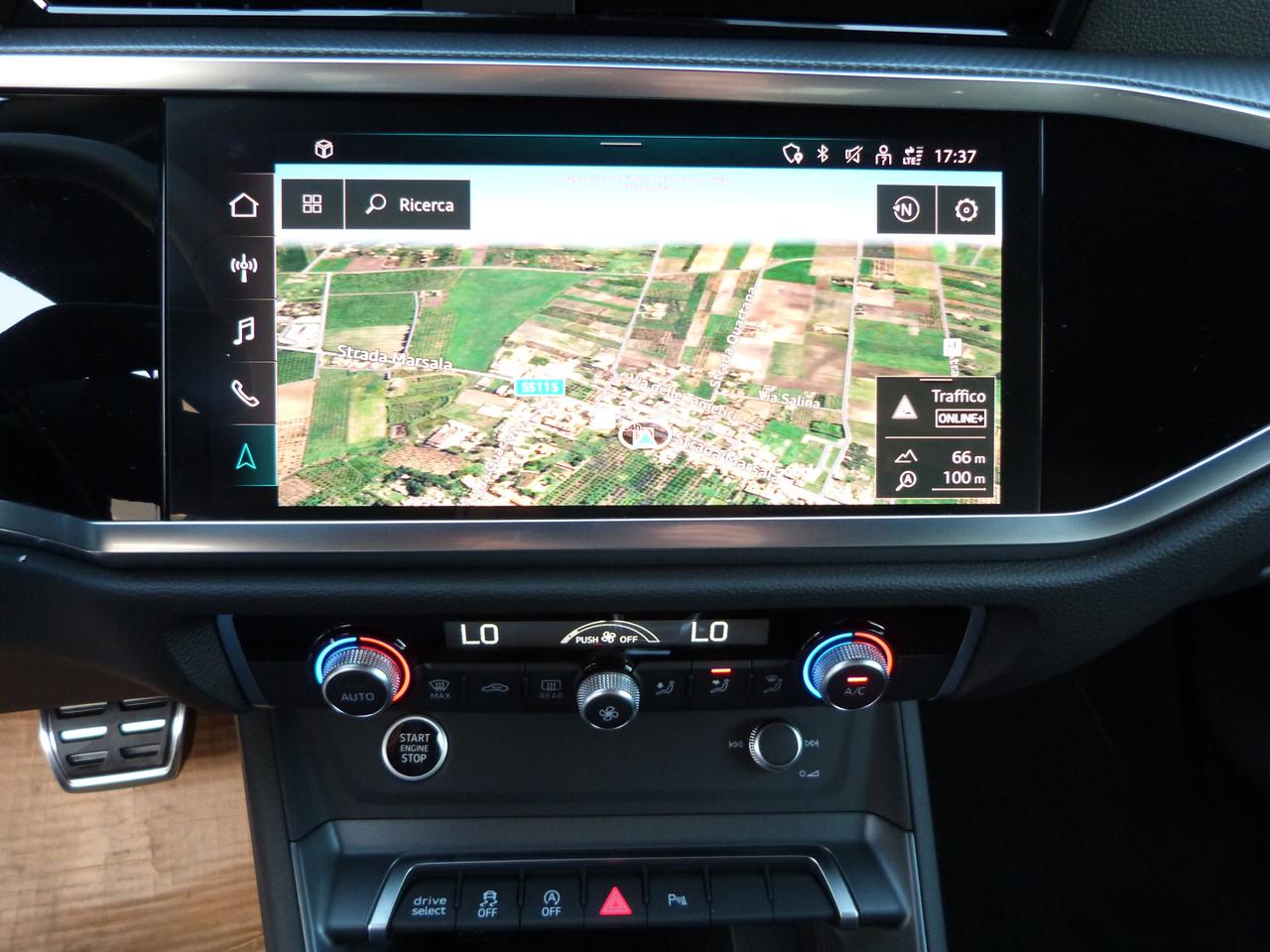 Audi Q3 SPB 35 TDI S-line edition Identity Black