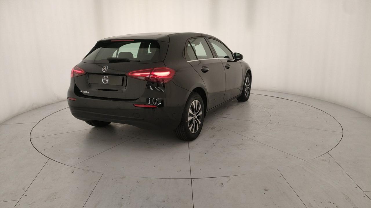 Mercedes-Benz A 180 d Automatic