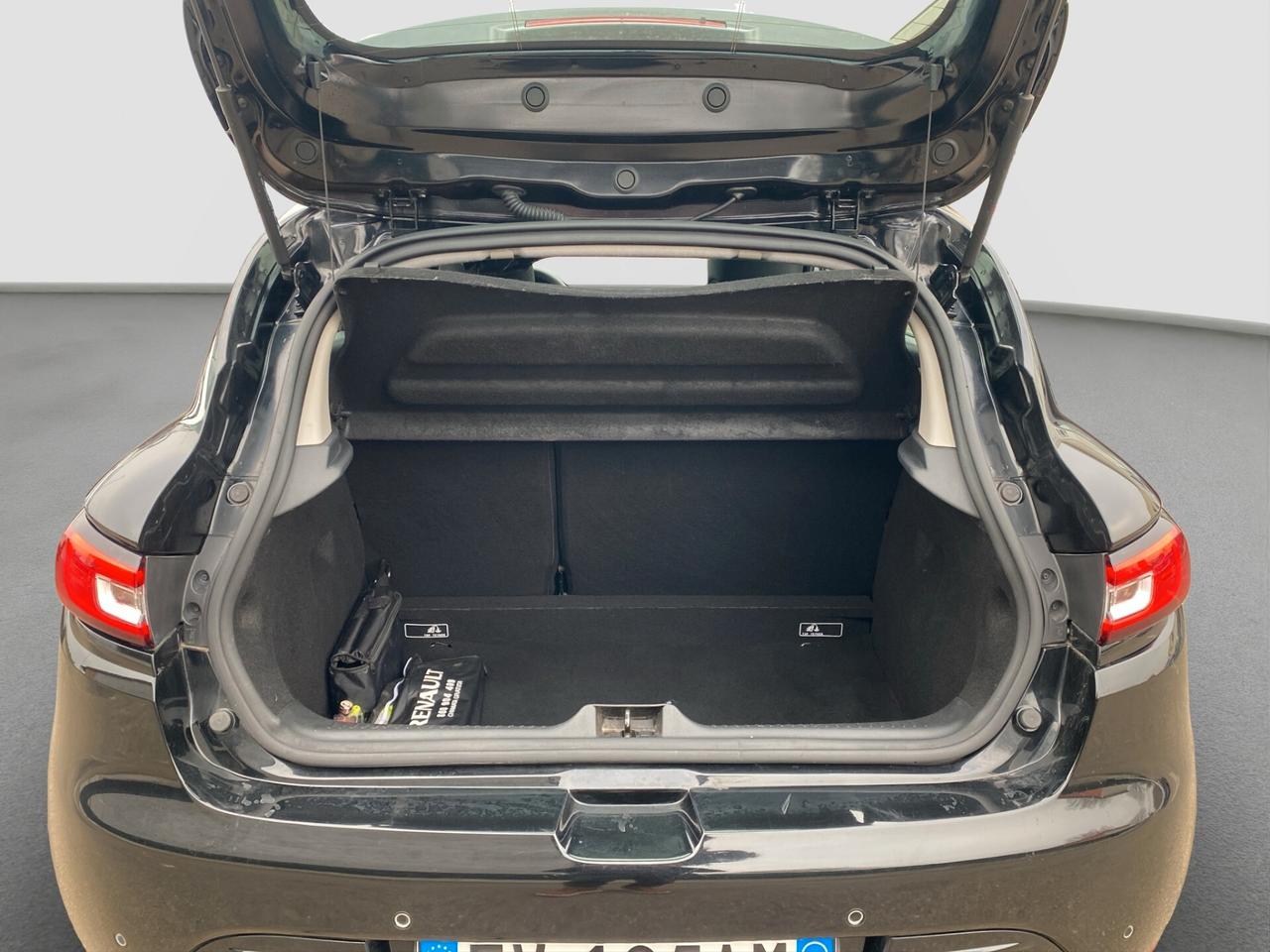 Renault Clio TCe 12V 90 CV GPL 5 porte Moschino Life