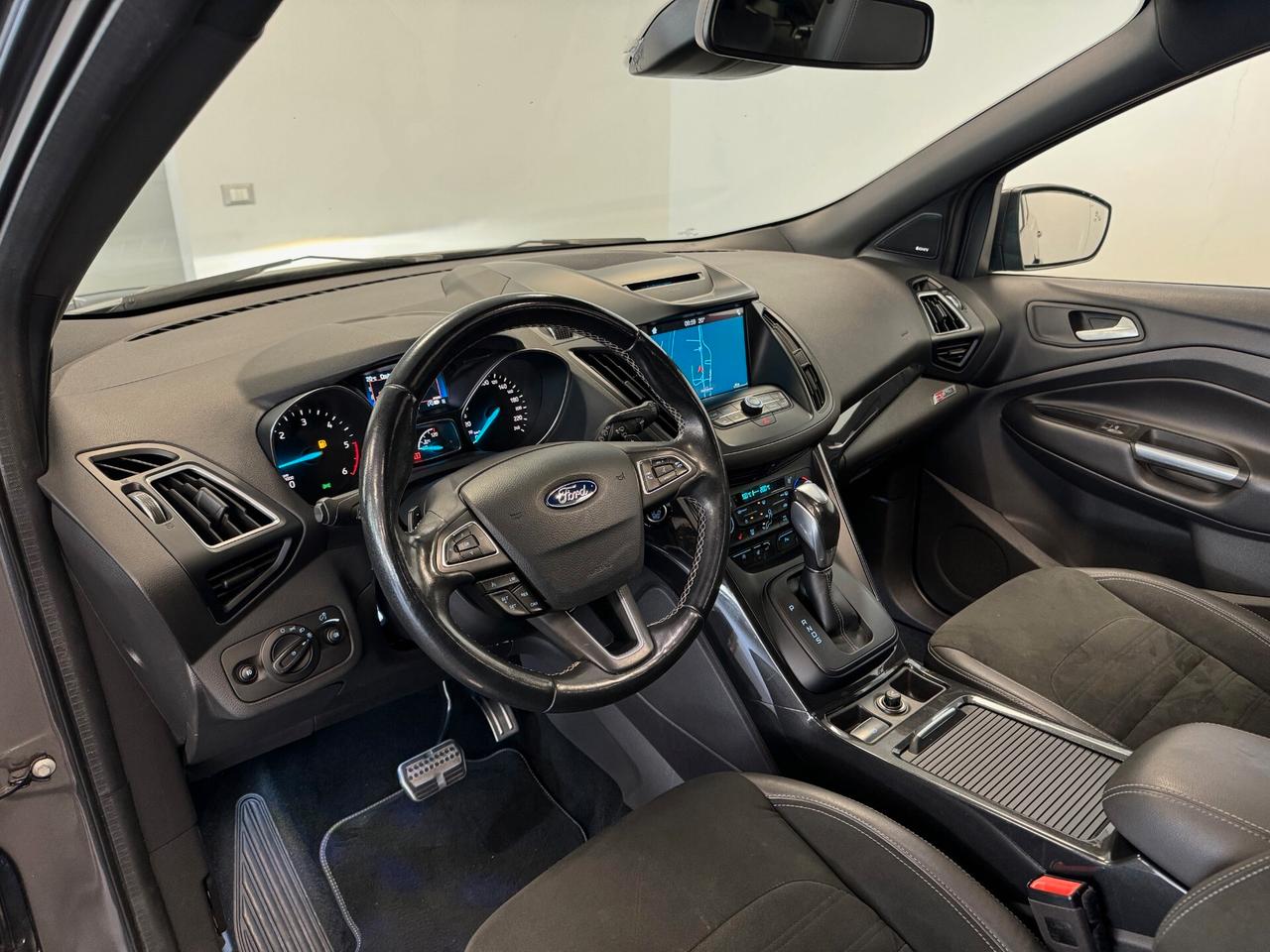 Ford Kuga 2.0 TDCI 180 CV S&S 4WD Powershift ST-Line TETTO