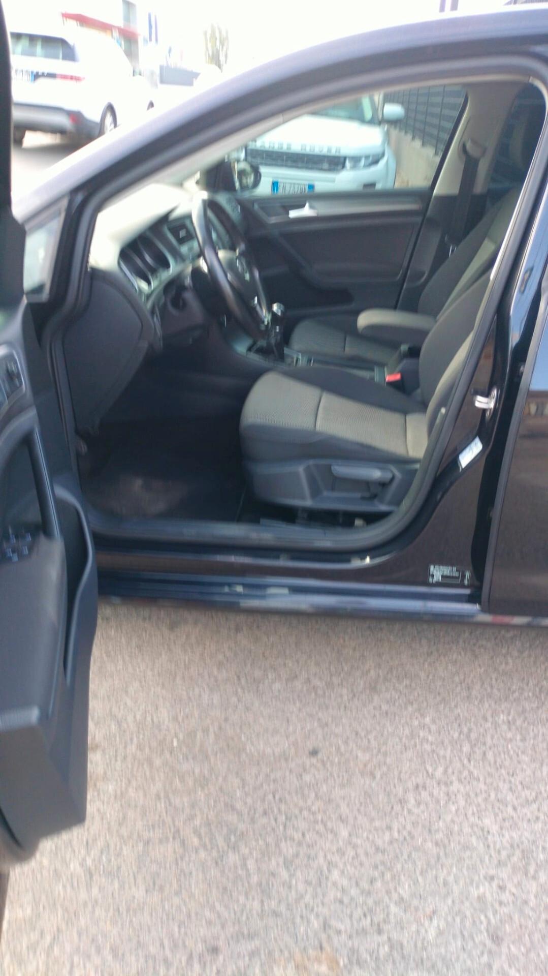 Volkswagen Golf Business 1.6 TDI DSG 5p. Highline BlueMotion Technology