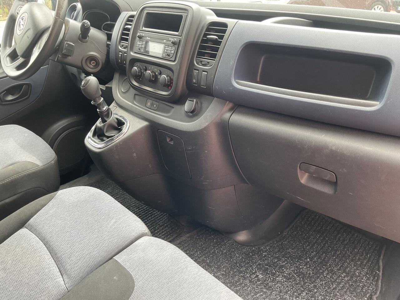 Opel Vivaro 1.6 cdti biturbo 120cv