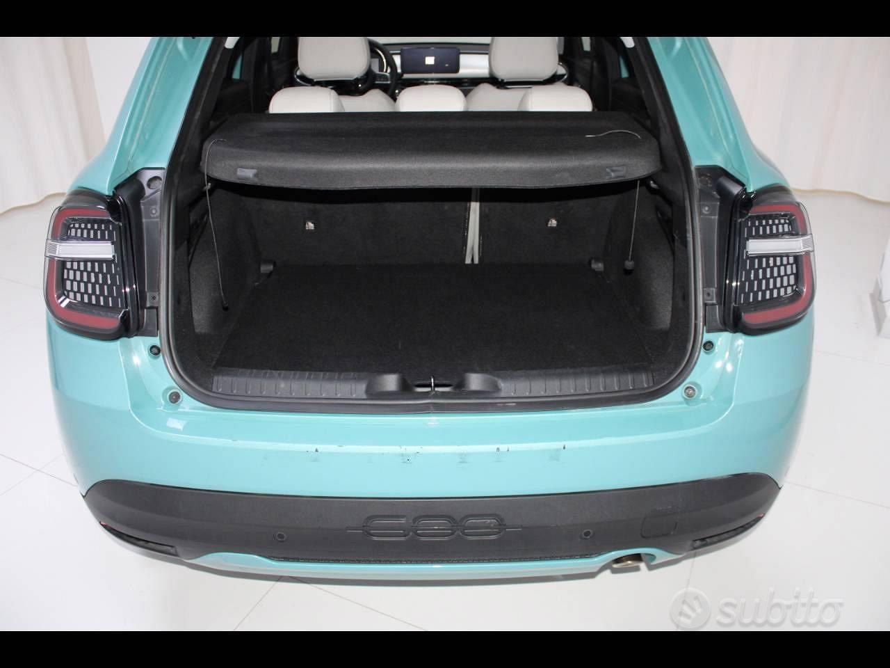 FIAT 600 (2023-->) - 600 Hybrid 110 CV DCT MHEV La
