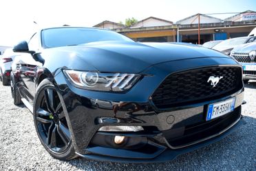 Ford Mustang Fastback - IVA DETR. 2.3 6M 314CV SHAKER FULL