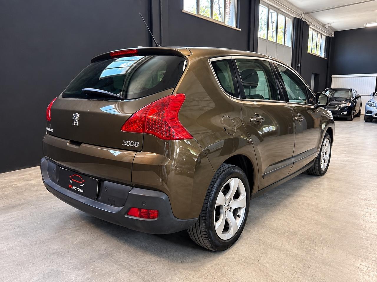 Peugeot 3008 1.6 HDi 110CV - CAMBIO AUTOMATICO