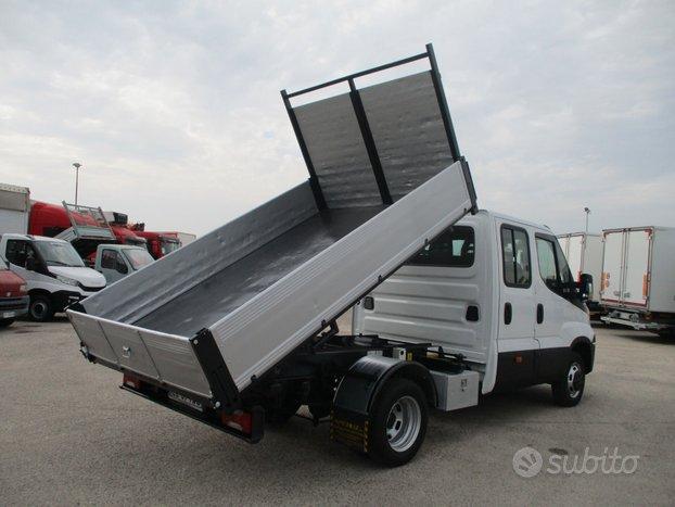 Iveco Daily 35C13 2.3 130CV E5 7POSTI DOP CAB RIBA