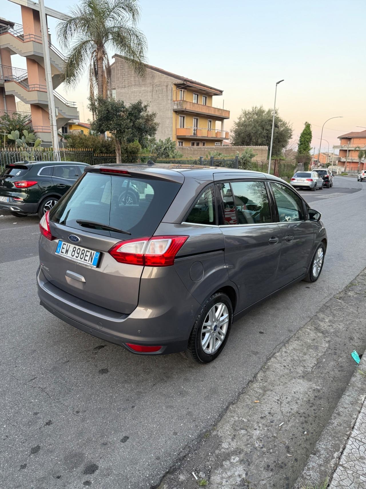 Ford C-Max 1.6 TDCi 115CV 7 Posti
