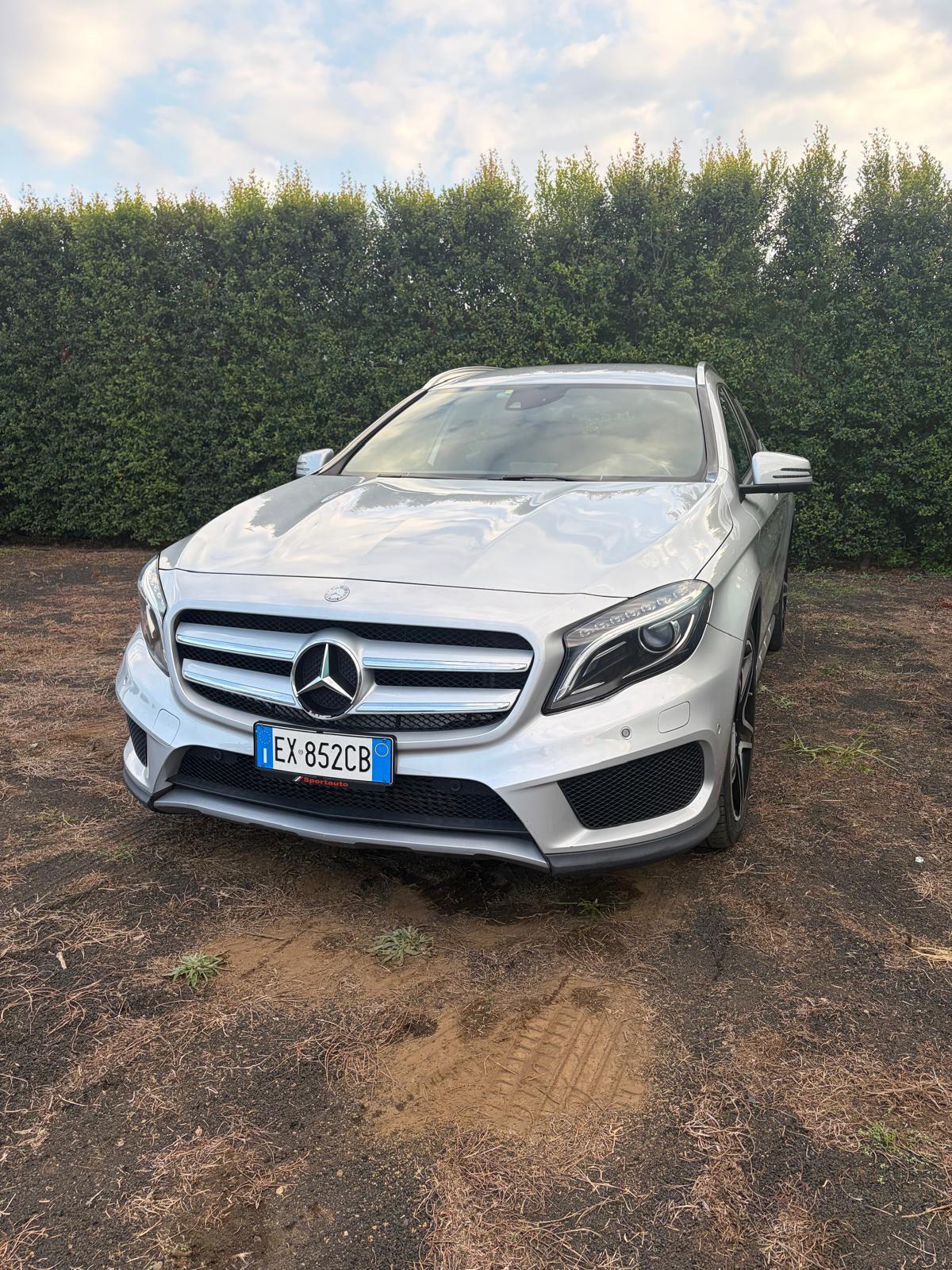 Mercedes-benz GLA 200 220 CDI Automatic 4Matic Premium