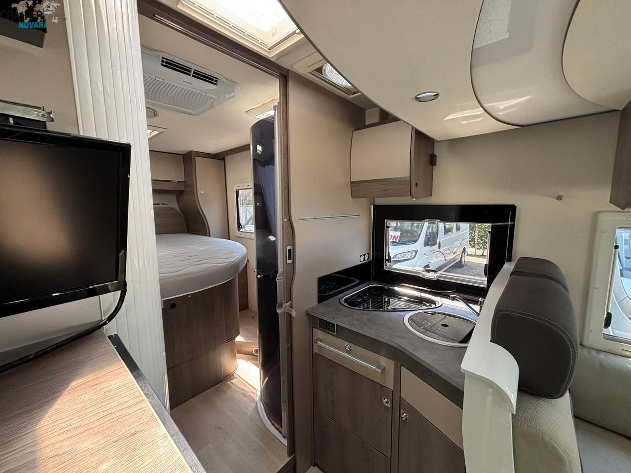 CHALLENGER GRAPHITE EDITION 288 170 automatic - Semintegrale con letto nautico in coda e cambio automatico