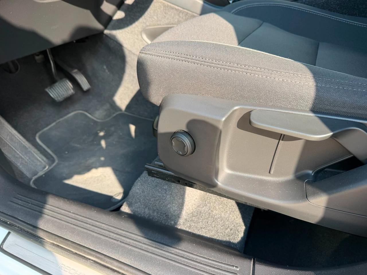 Volvo XC40 T4 Recharge Plug-in Hybrid automatico Essential