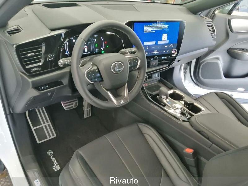 Lexus NX Plug-in 4WD F-Sport